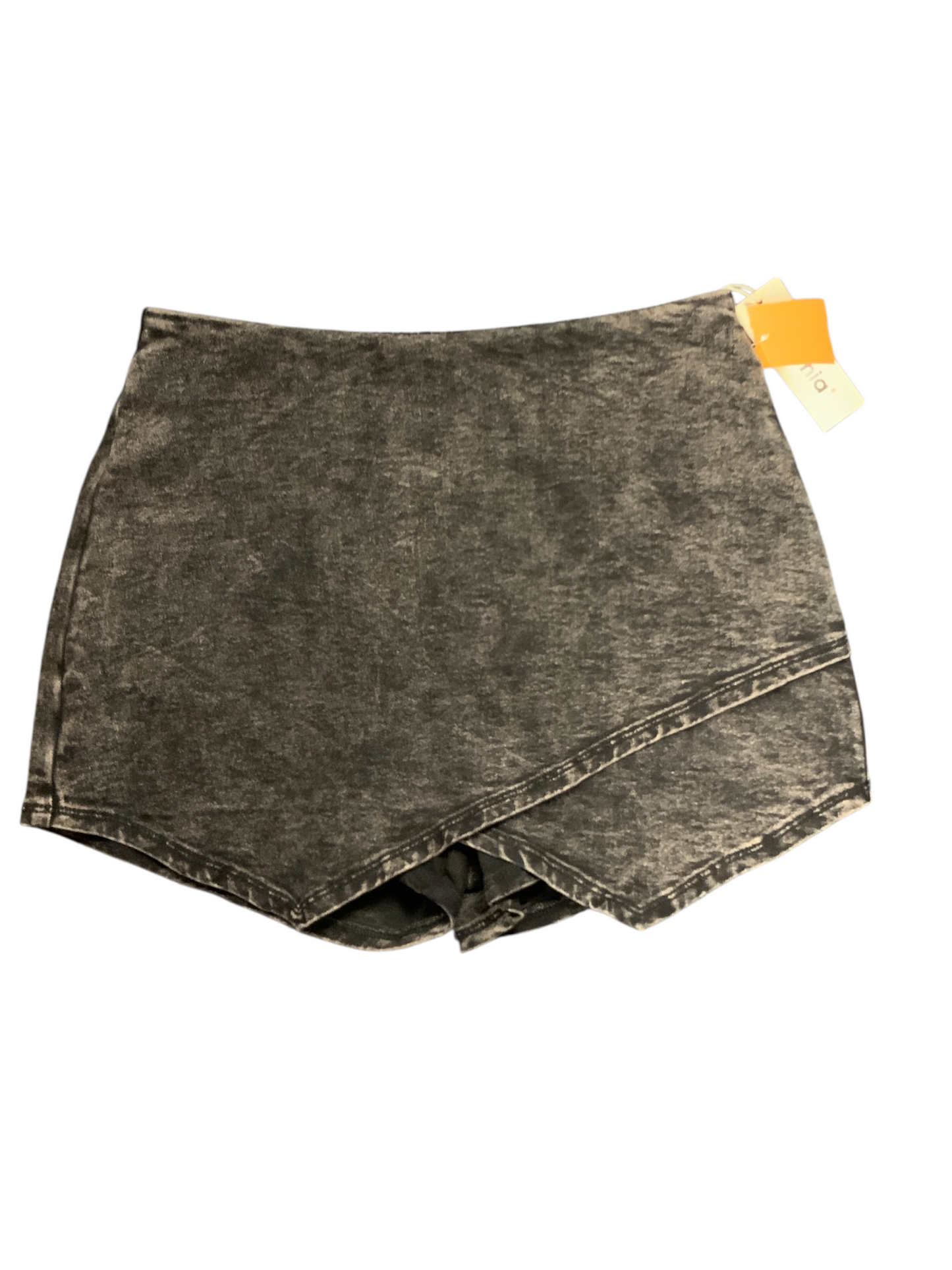 NWT Luvamia Denim Skort Black L