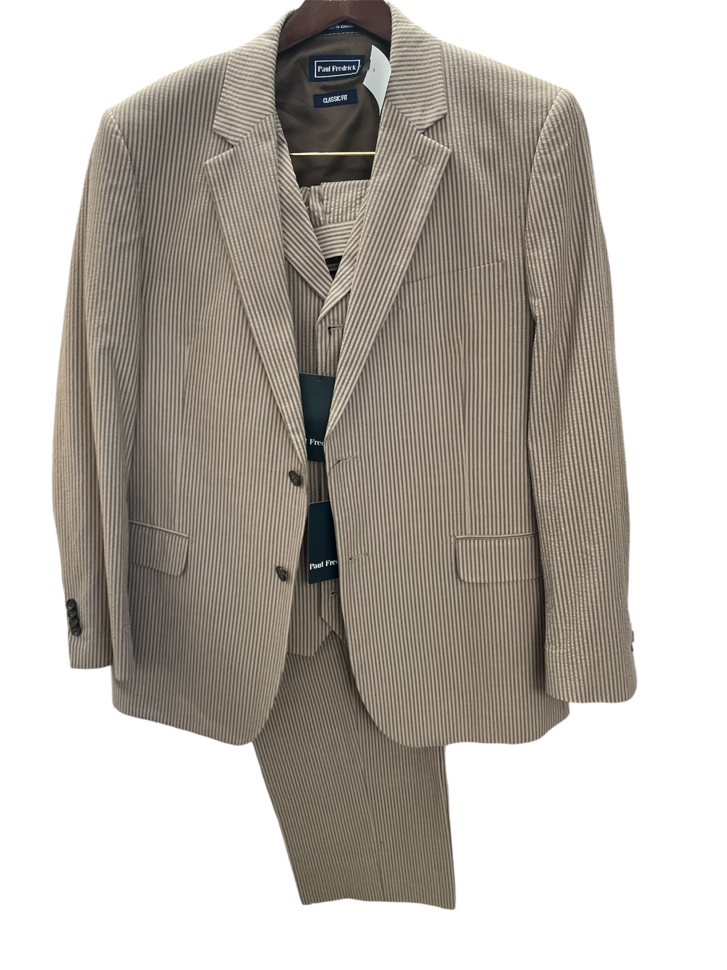 NWT Paul Frederick Men's 3pc Seersucker Suit Brown 44/40x32