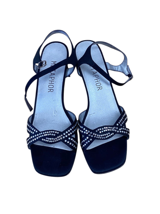 Metaphor Women’s Black Sandals 6.5