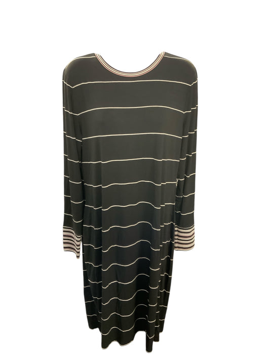 White House Women's Dress Black XL