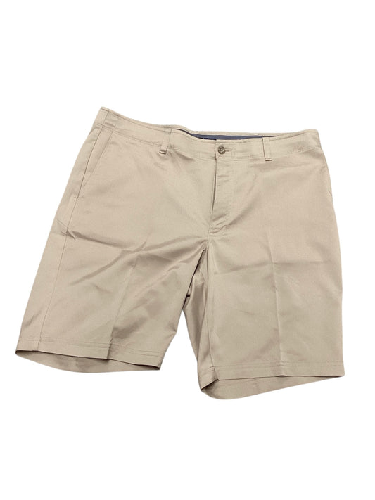 PGA Tour Men’s Khaki Shorts 38