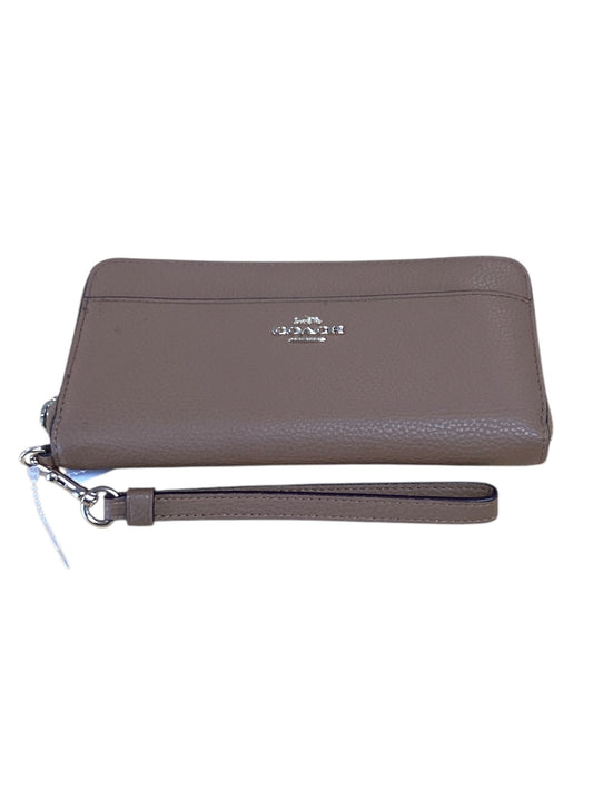 Coach Wallet Light Brown