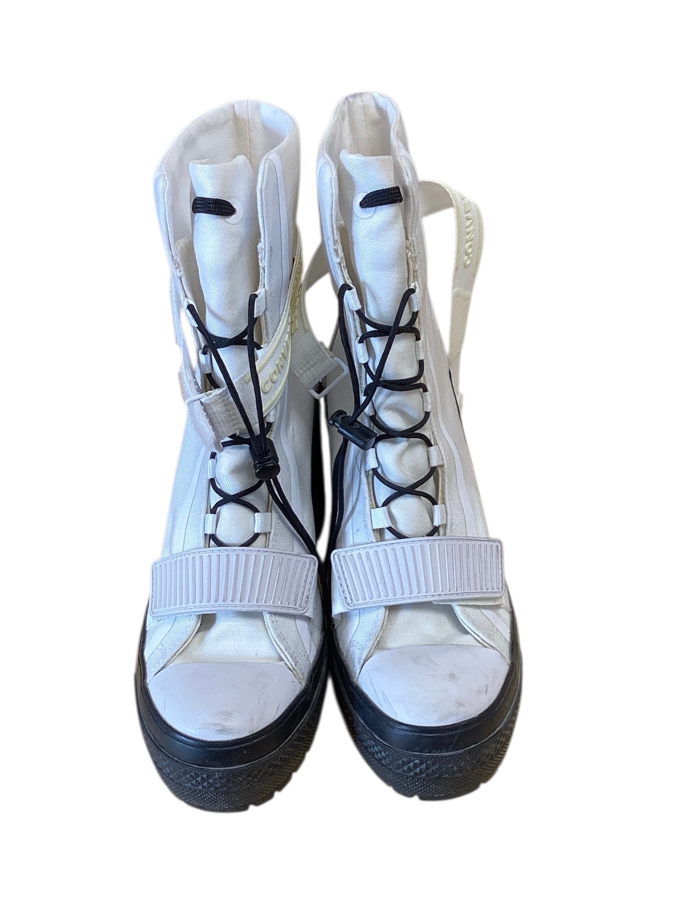 Converse Women’s White Platforms 8.5