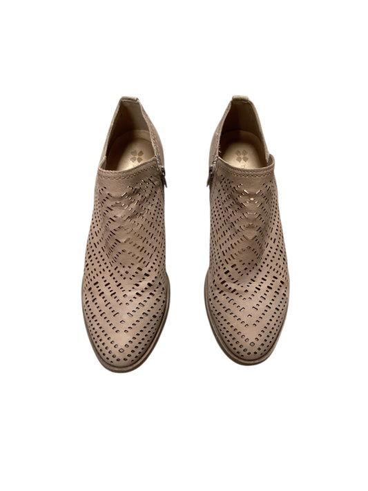 Naturalizer Women's Bootie Taupe 8