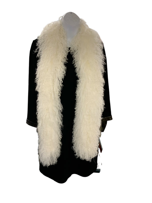 Banana Republic Unisex Lamb Shearling Boa White O/S