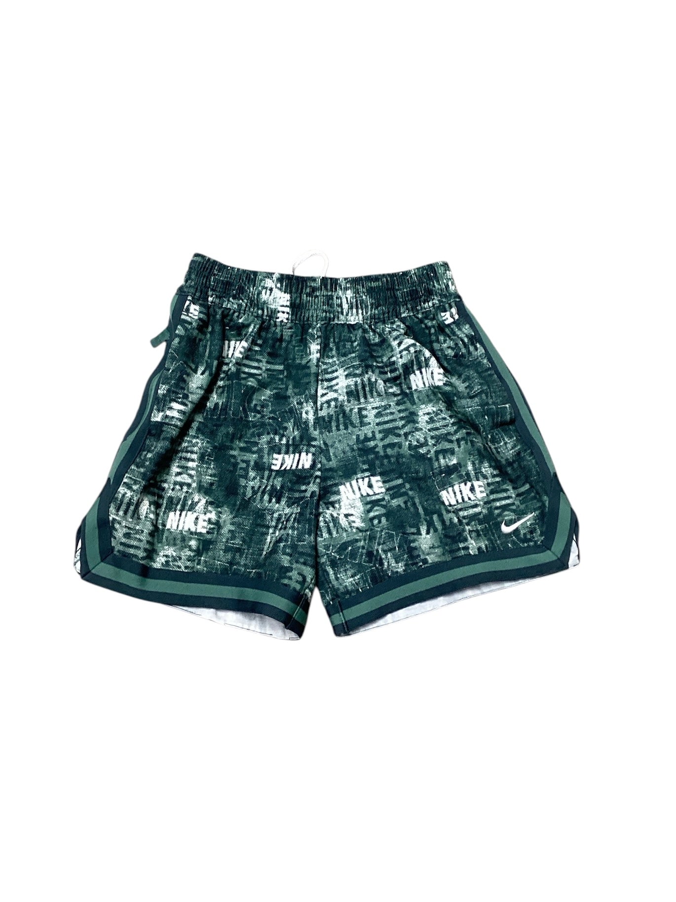 Nike Boys Green Shorts M