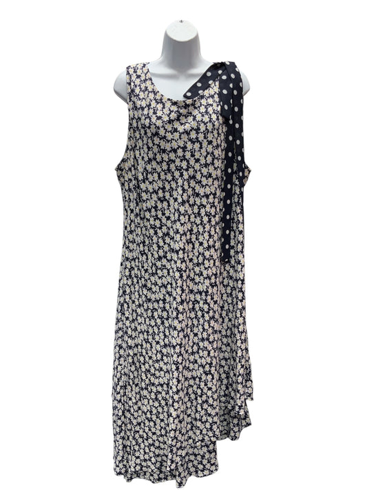Taylor Women's Dress Navy Daisy 24W=3X