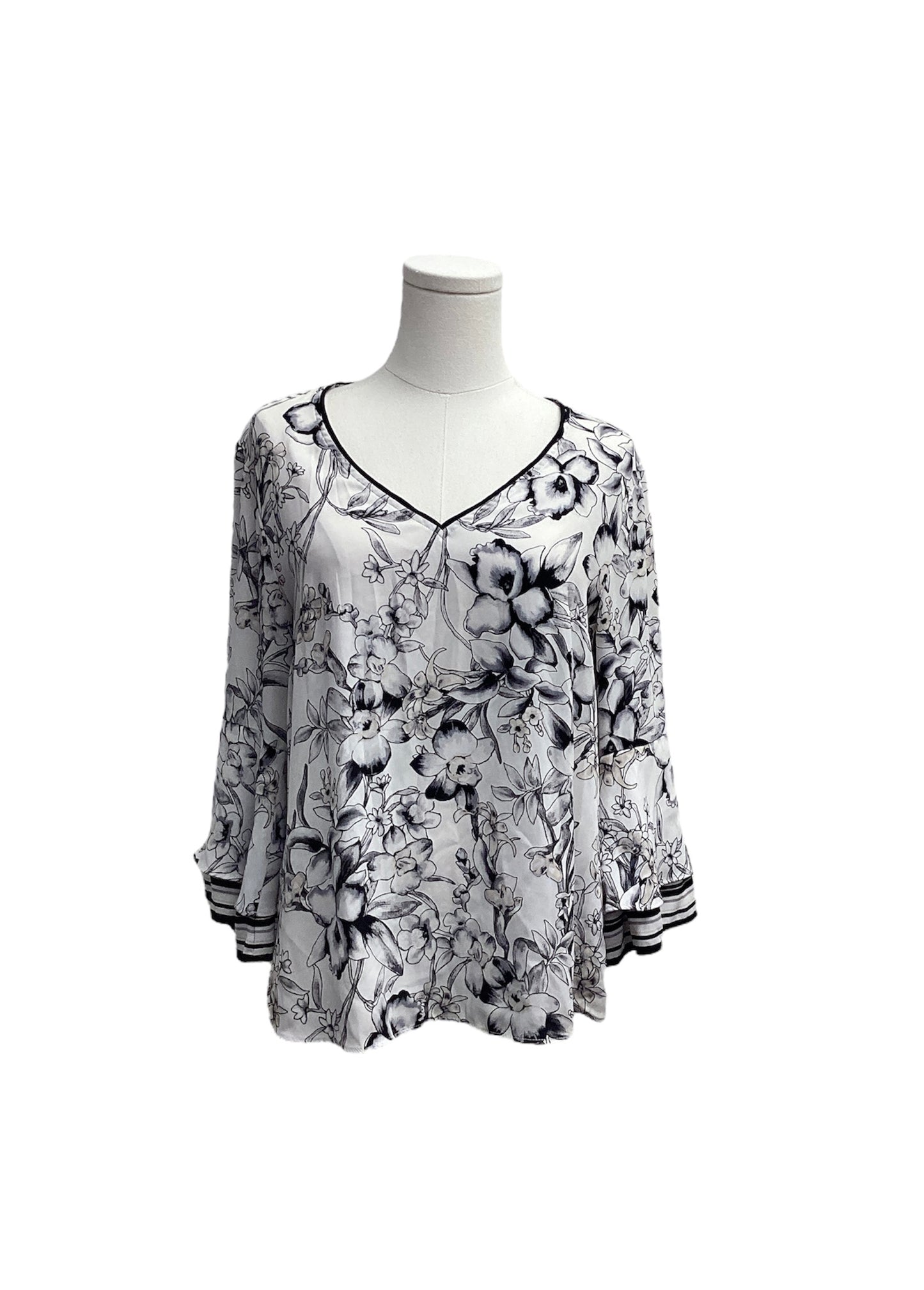 White-House Black- Market Shirt Floral 6