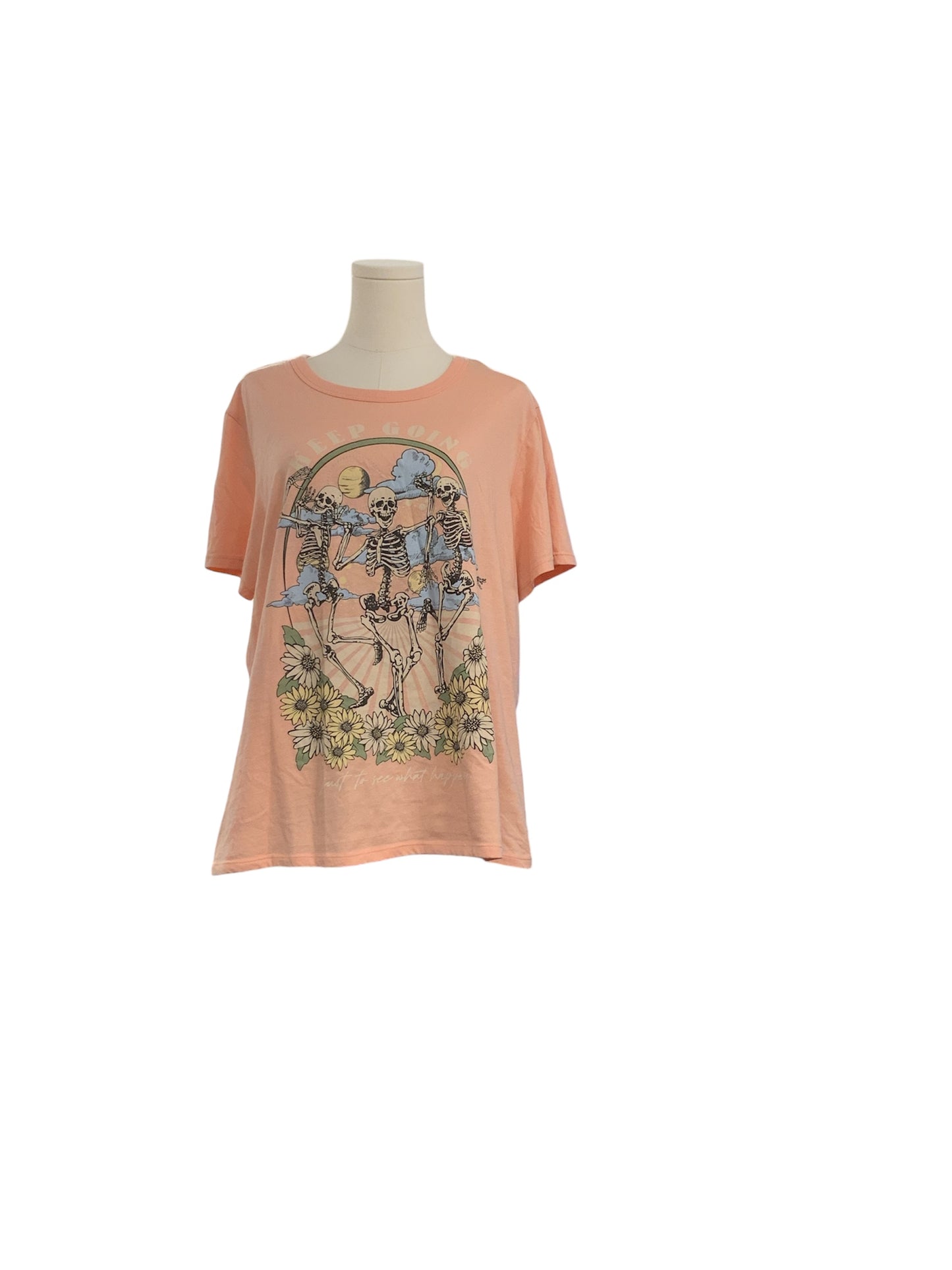 Zoe & Liv Women's Graphic T PeachXXL