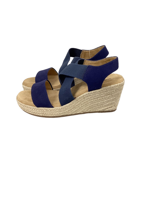 NWT Sonoma  Navy Sandals 6